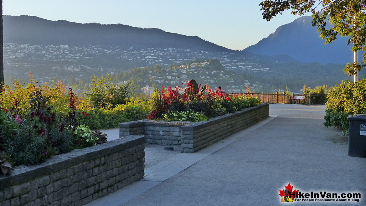 Stanley Park Hike in Vancouver